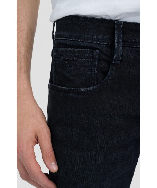 Jean homme coupe slim en denim stretch bleu de coton biologique noir lavage foncé. M914Y .000.573BB20 FIESTA CONCEPT STORE