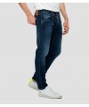Jean coupe slim homme en denim reform stretch indigo profond de coton mélangé Hyperflex extra léger. M914Y .000.661XR01 FIESTA