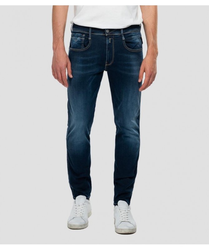 Jean coupe slim homme en denim reform stretch indigo profond de coton mélangé Hyperflex extra léger. M914Y .000.661XR01 FIESTA