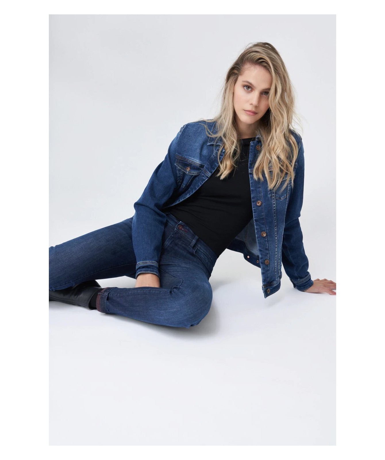 Jean Push Up Wonder de Salsa pour femme. Taille normal. 125308 FIESTA CONCEPT STORE