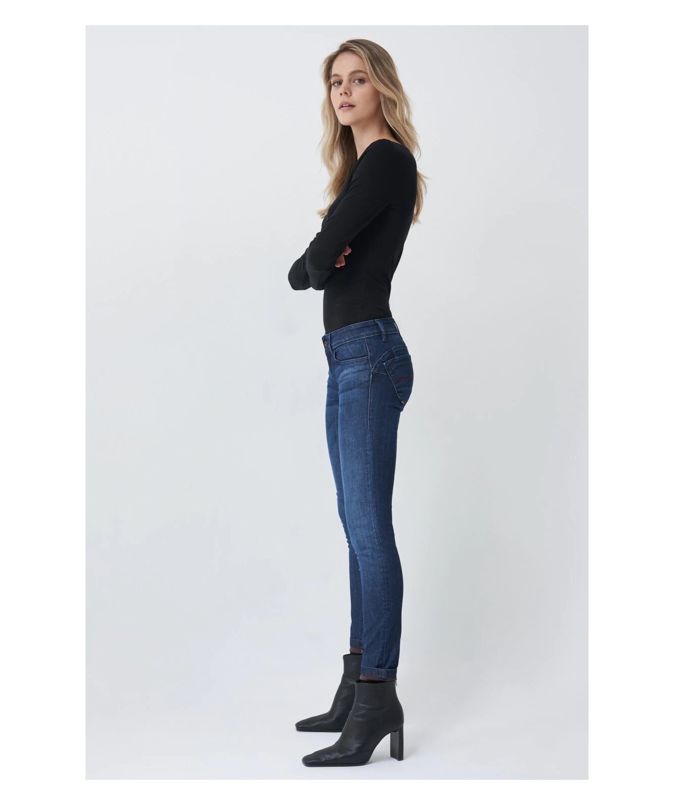 Jean Push Up Wonder de Salsa pour femme. Taille normal. 125308 FIESTA CONCEPT STORE