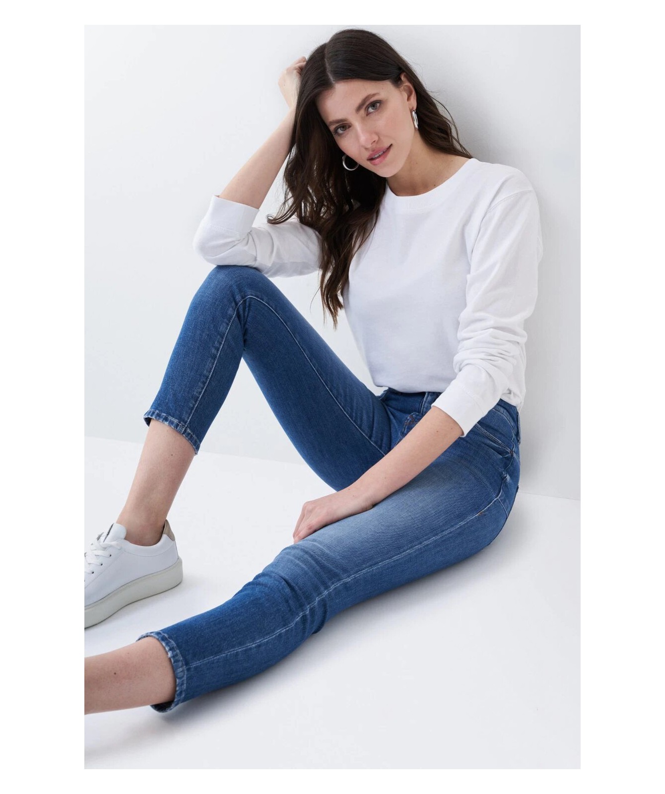 Jean Push In Secret Glamour de Salsa avec effet ventre plat. 125883 FIESTA CONCEPT STORE