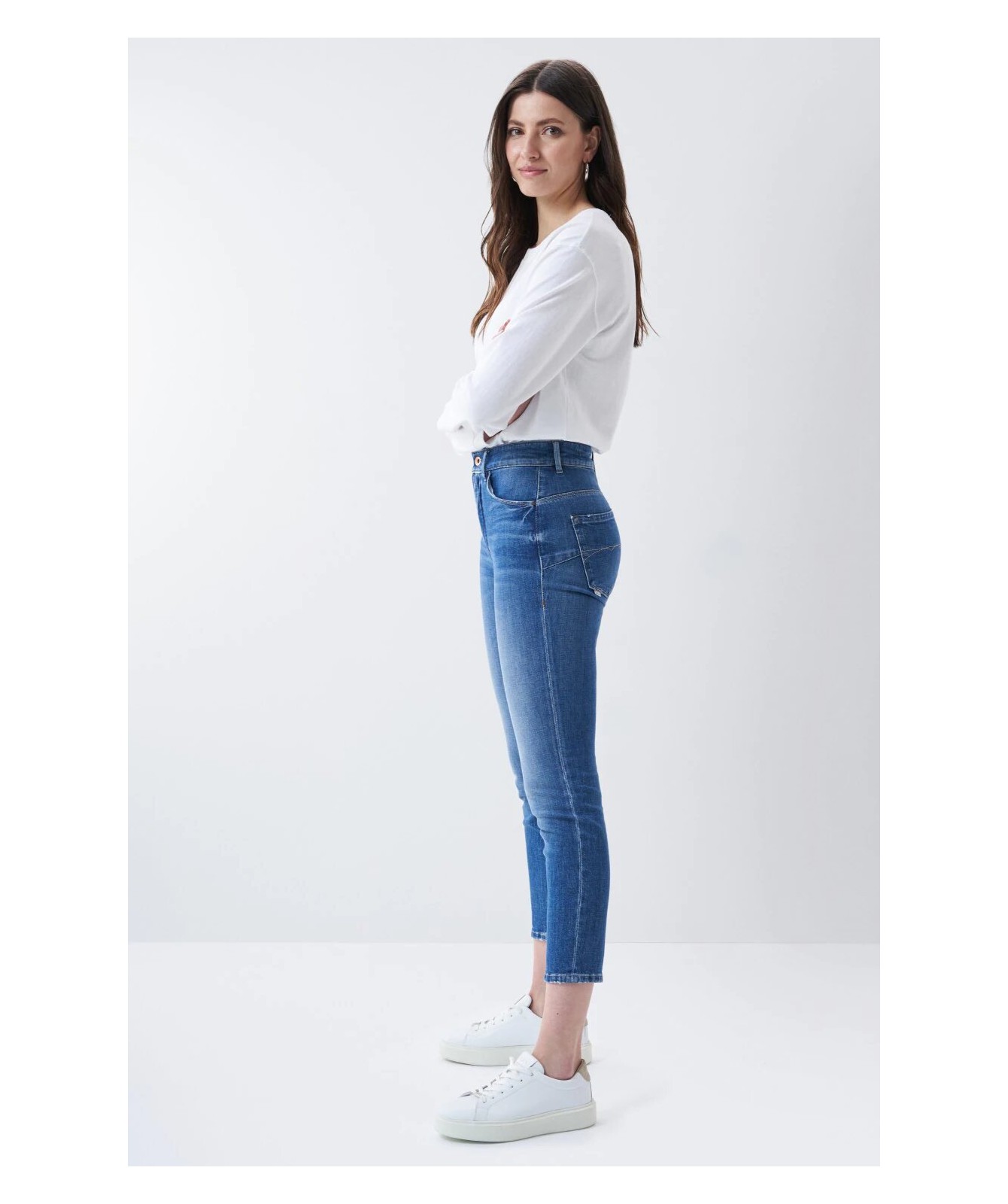 Jean Push In Secret Glamour de Salsa avec effet ventre plat. 125883 FIESTA CONCEPT STORE