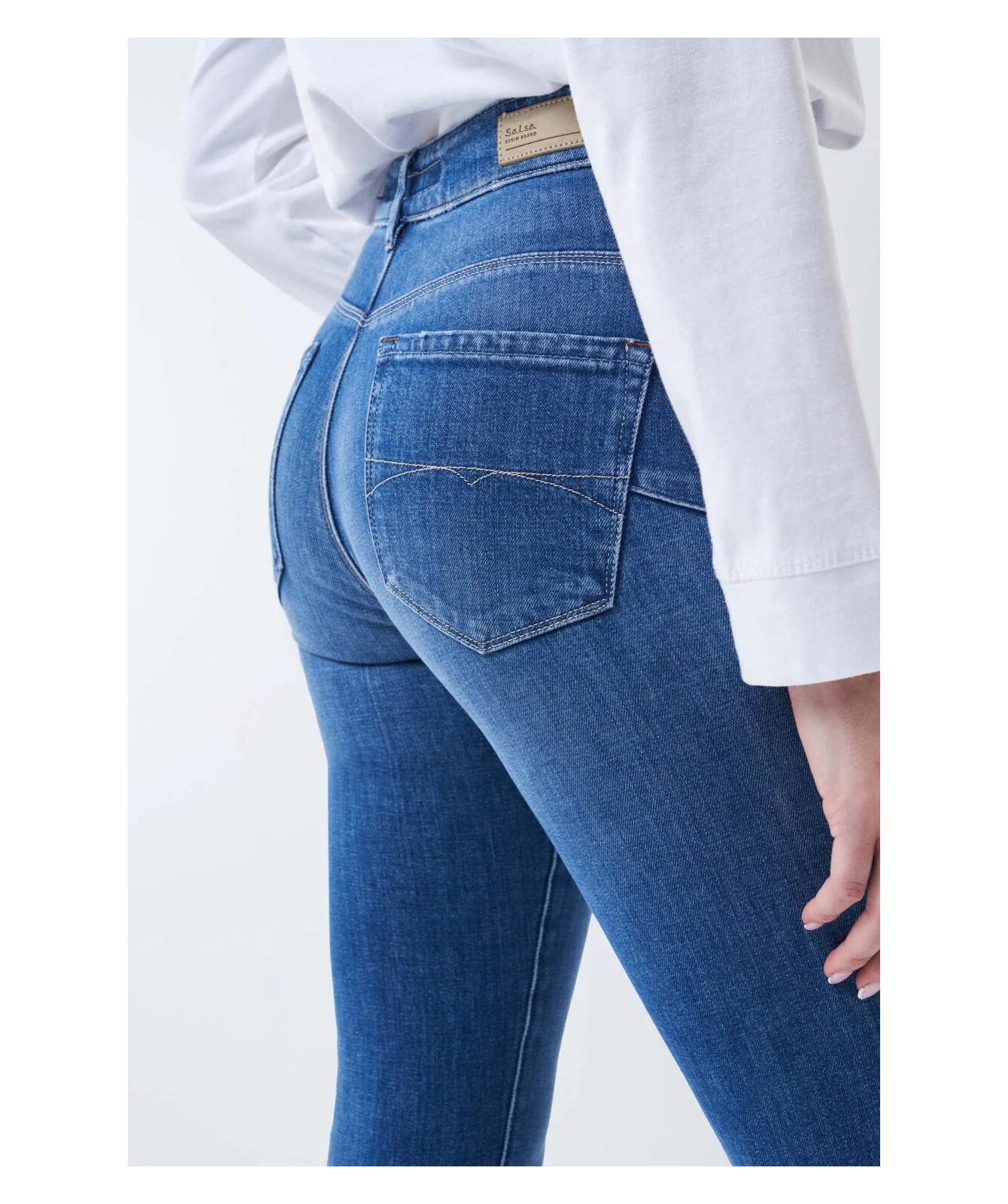 Jean Push In Secret Glamour de Salsa avec effet ventre plat. 125883 FIESTA CONCEPT STORE