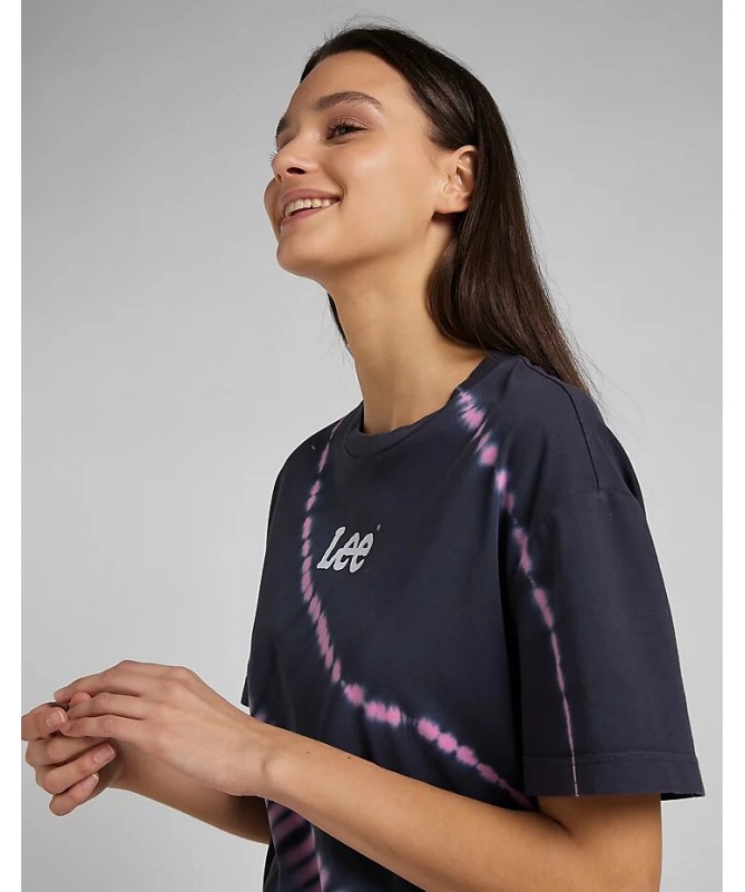 T-shirt col rond Lee couleur violet foncé et des notes rose vif. L43PEHUN FIESTA CONCEPT STORE