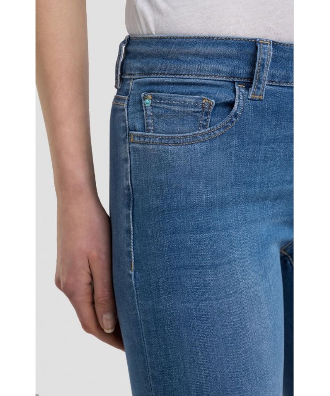 JEAN REPLAY COUPE SLIM TAILLE NORMALE WA429 .000.41A 863 FIESTA CONCEPT STORE