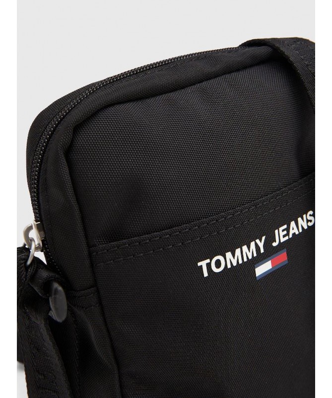 Sacoche à bandoulière Tommy Hilfiger en polyester recyclé. AM0AM08553 FIESTA CONCEPT STORE