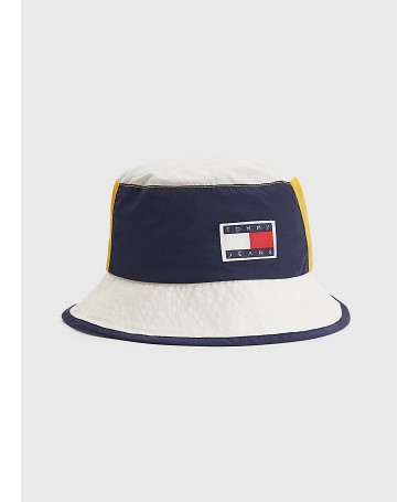 Bob brandé Tommy Hilfiger. AM0AM08715 FIESTA CONCEPT STORE