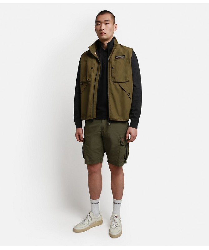 SHORT BERMUDA POUR HOMME NOTO DE NAPAPIJRI. FIESTA CONCEPT STORE