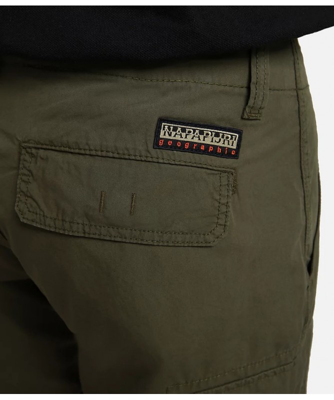 SHORT BERMUDA POUR HOMME NOTO DE NAPAPIJRI. FIESTA CONCEPT STORE