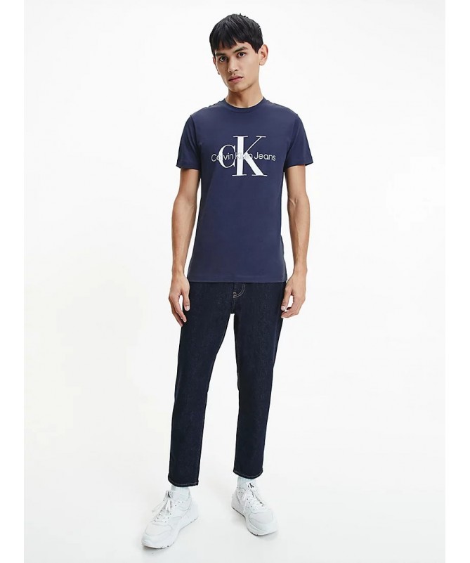 T shirt jersey de pur coton Calvin Klein avec logo sur le devant. J30J320935 fiesta concept store