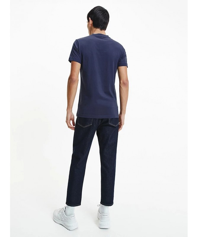 T shirt jersey de pur coton Calvin Klein avec logo sur le devant. J30J320935 fiesta concept store