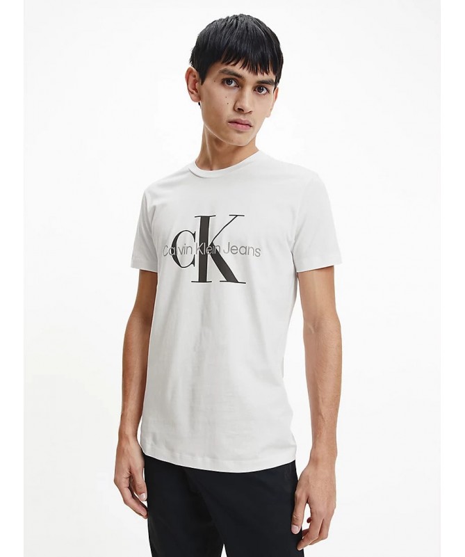 T shirt jersey de pur coton Calvin Klein avec logo sur le devant. J30J320935 fiesta concept store