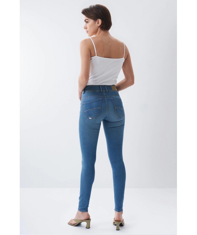 Jean Salsa push in secret pour femme avec un effet délavé. 125982 FIESTA CONCEPT STORE