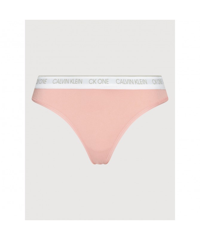 String Calvin Klein femme couleur rose pale 

000QF5733E FIESTA
