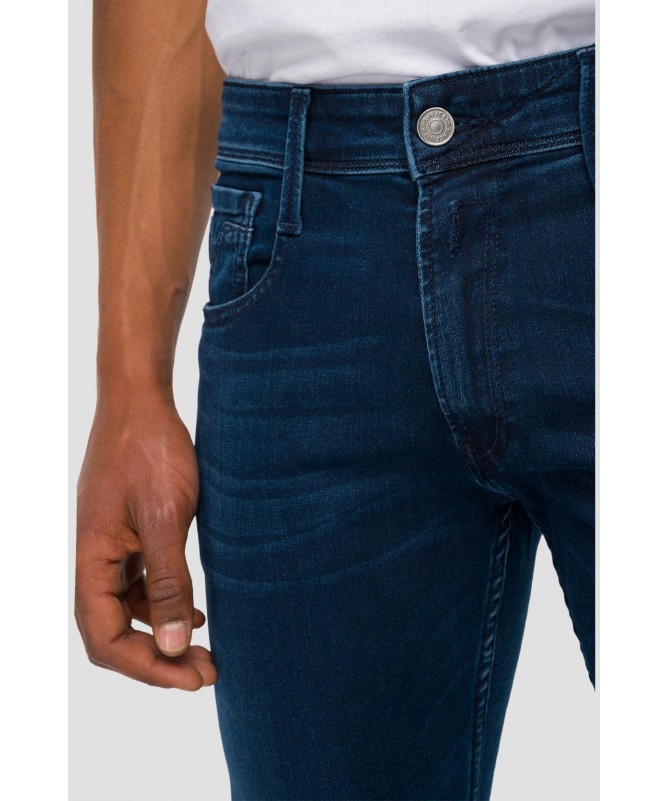 Jean homme coupe slim en denim indigo foncé 
M914Y .000.41A 90A FIESTA
