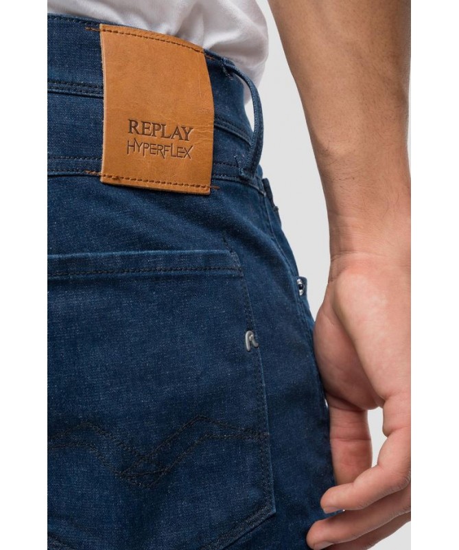 JEAN COUPE SLIM EXTRA LÉGER EN DENIM BLEU OCÉAN
M914Y .000.661XI30 FIESTA JEAN COUPE SLIM EXTRA LÉGER EN DENIM BLEU OCÉAN
M914Y .000.661XI30 FIESTA