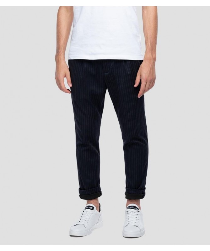 Pantalon homme coupe slim en tissu rayé de viscose mélangée stretch de marque Replay
M9815 .000.52463 FIESTA