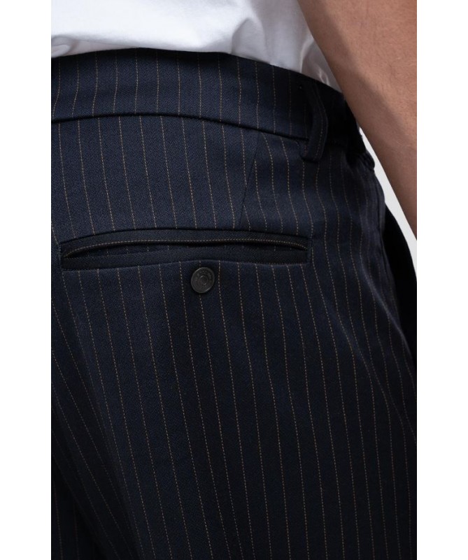 Pantalon homme coupe slim en tissu rayé de viscose mélangée stretch de marque Replay
M9815 .000.52463 FIESTA