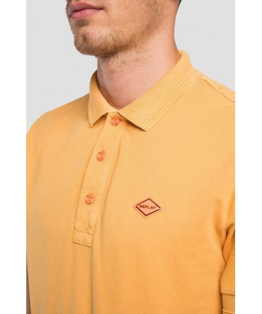 Polo homme en piqué de pur coton de la marque Replay
M3070 .000.22696M
FIESTA