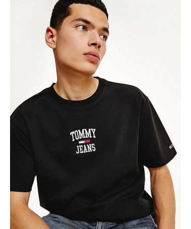 T shirt Tommy Hilfiger pour homme logo sur la poitrine. 

DM0DM12479 FIESTA