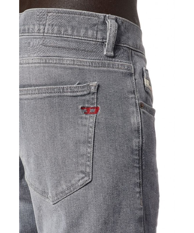 Jean Diesel pour homme modèle slim style vintage couleur gris. 2019 D-STRUKT 0GDAP FIESTA CONCEPT STORE