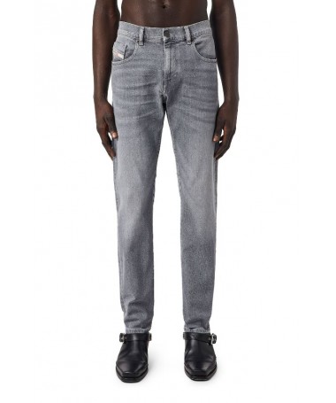 Jean Diesel pour homme modèle slim style vintage couleur gris. 2019 D-STRUKT 0GDAP FIESTA CONCEPT STORE