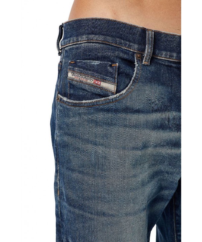 JEAN DIESEL COUPE SLIM DÉLAVÉ BLEU FONCÉ 2019 D-STRUKT 09C73 FIESTA CONCEPT STORE