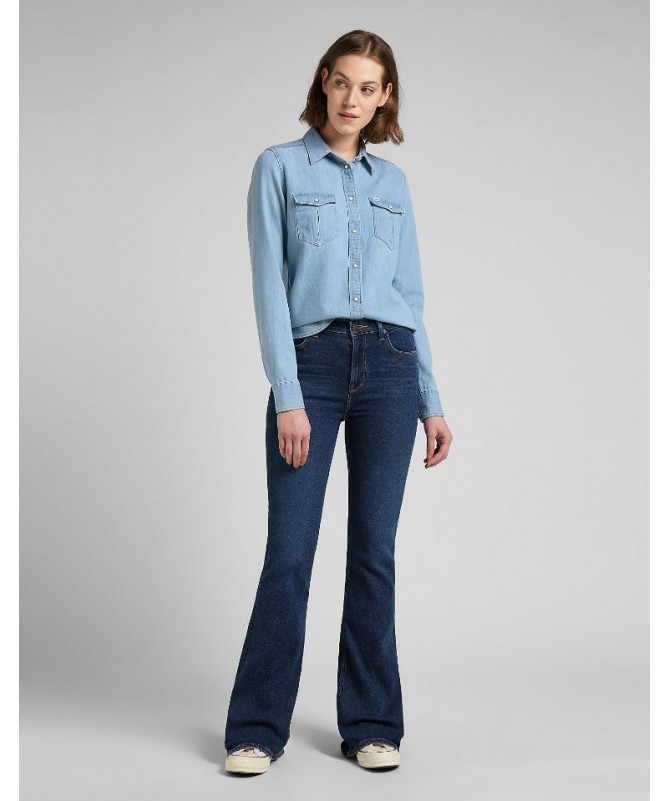 Chemise en denim Lee pour femme avec une belle finition bleue. L45SZSNJ FIESTA CONCEPT STORE