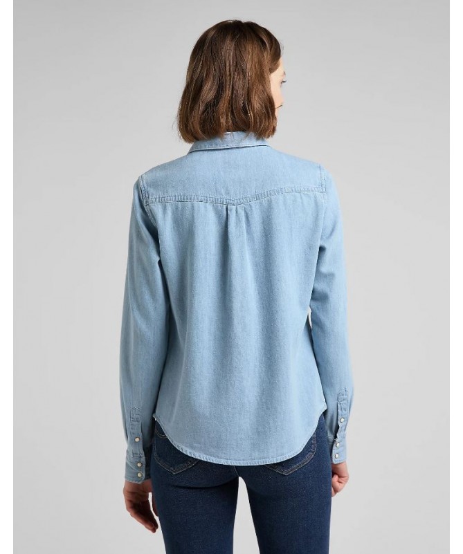 Chemise en denim Lee pour femme avec une belle finition bleue. L45SZSNJ FIESTA CONCEPT STORE