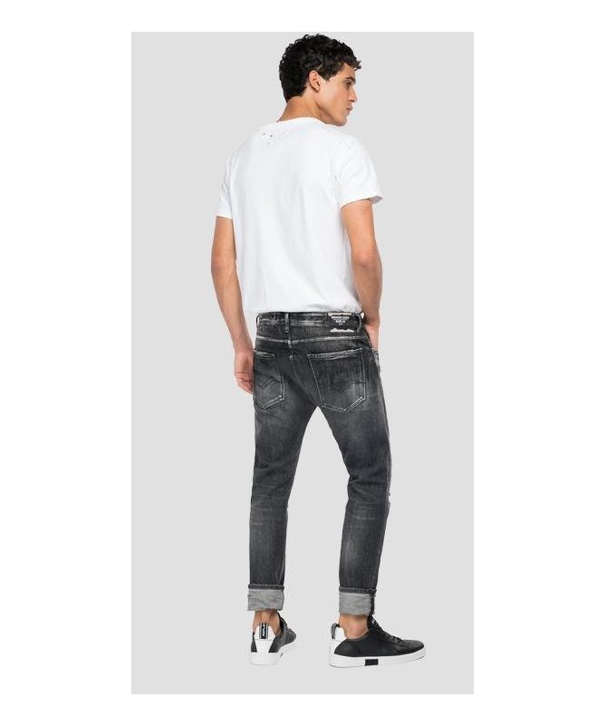 Jean Replay homme coupe normale en denim stretch confort noir. M1008E.000.501 284. FIESTA CONCEPT STORE